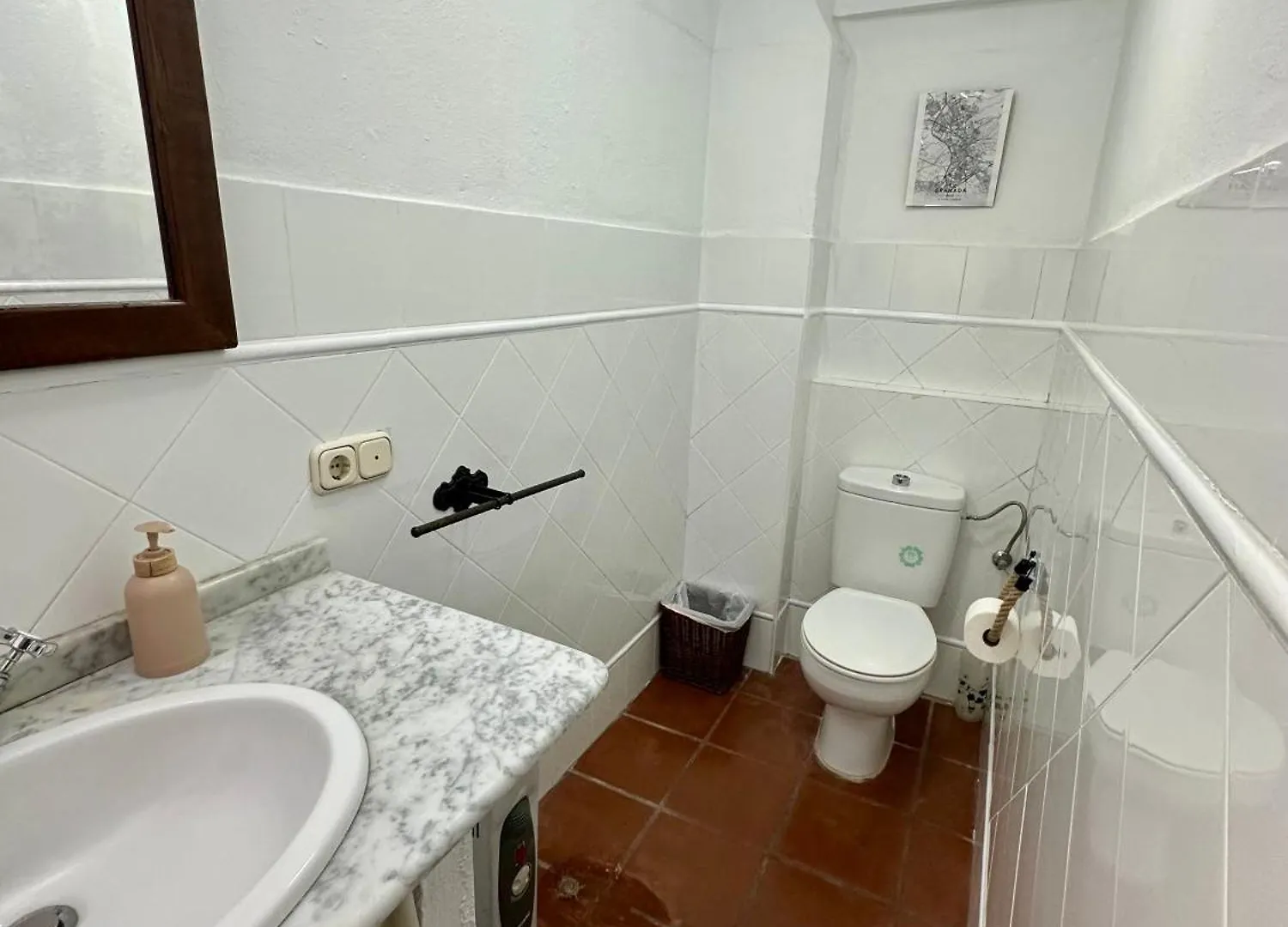 Habitacion Cama De Matrimonio Con Bano Privado Granada Spanien